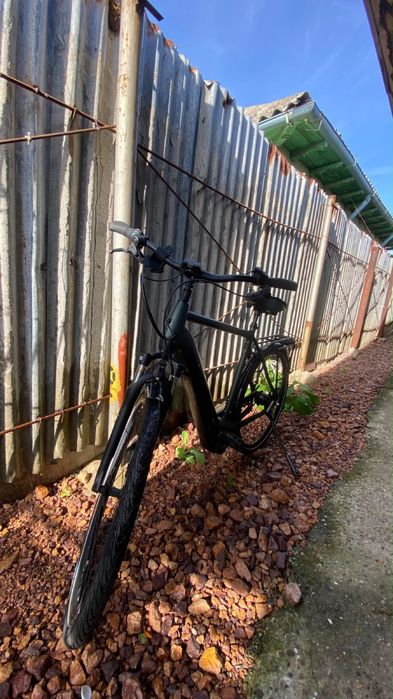 Bicicletă Electrică Pegasus – Trekking, Suspensie, Frâne pe Disc, Portbagaj