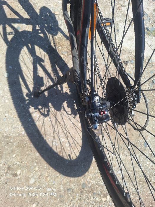 Vand  urgent  am nevoie de bani.