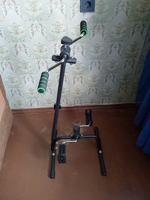 Велотренажёр для рук и ног