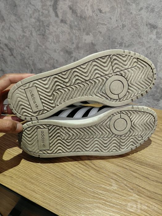 Оригинальные кроссовки Adidas
