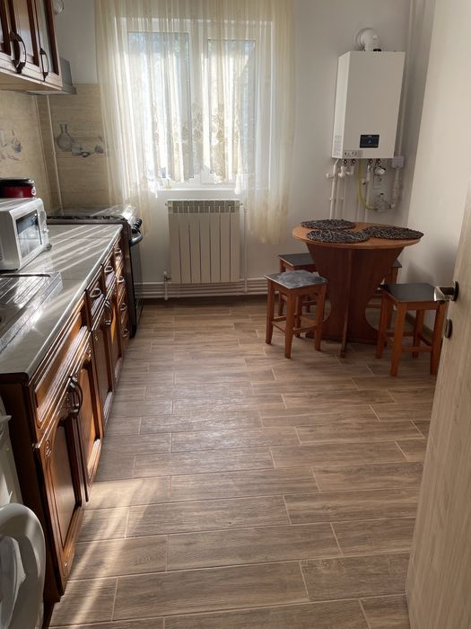 Inchiriez Apartament cu 2 camere