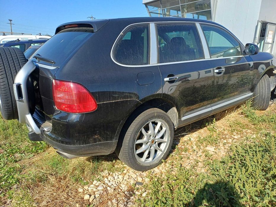 auto Porsche avariat