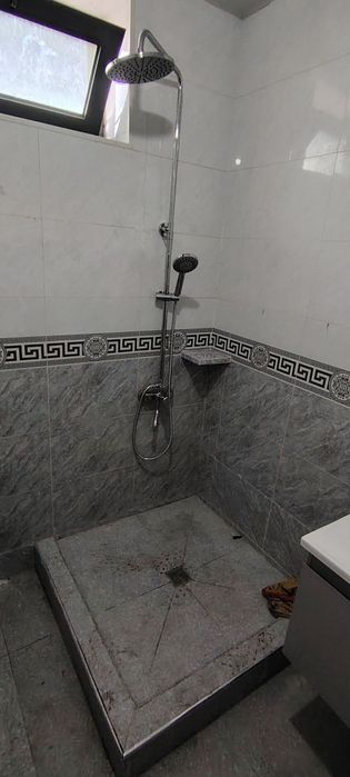 Unversal ustalar xizmatini taklif qilamiz santexnika elektrika adelka