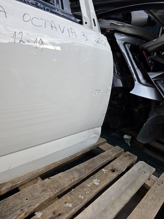 Skoda Octavia 3 задна дясна врата 2017 12-19