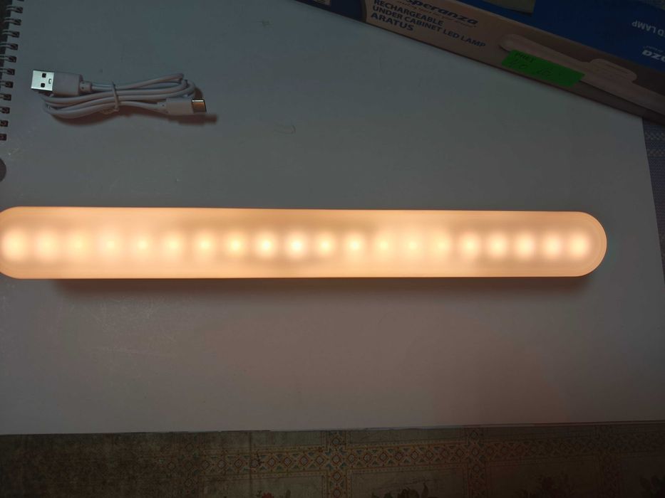 Aplica led cu acumulator si magnet