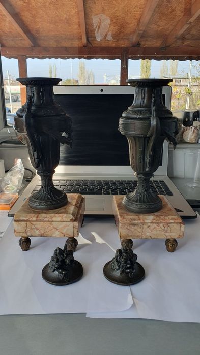 Красиви френски вази - гарнитури декорация