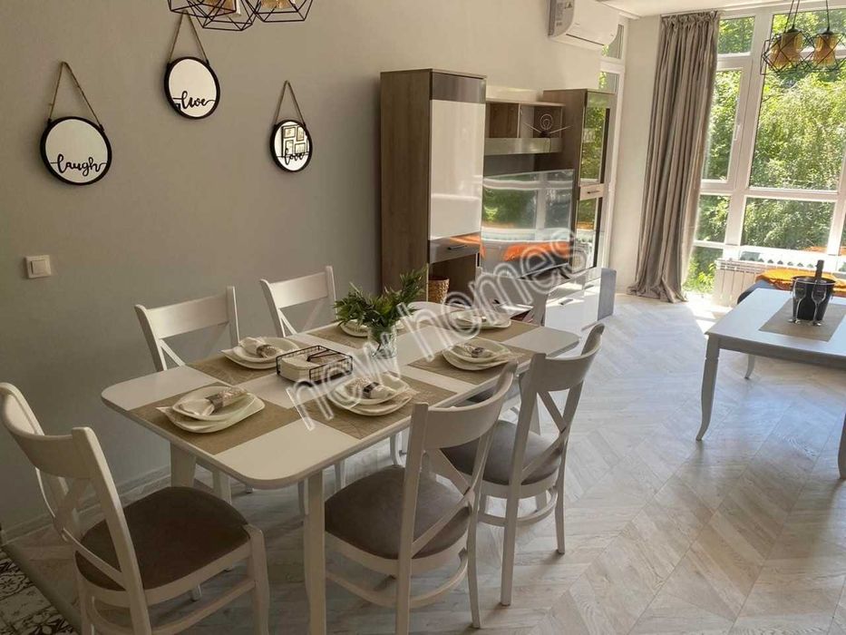 Продава се Тристаен апартамент в Пловдив, Гагарин - 103 кв.м за 1505 €/кв.м - Снимка #3