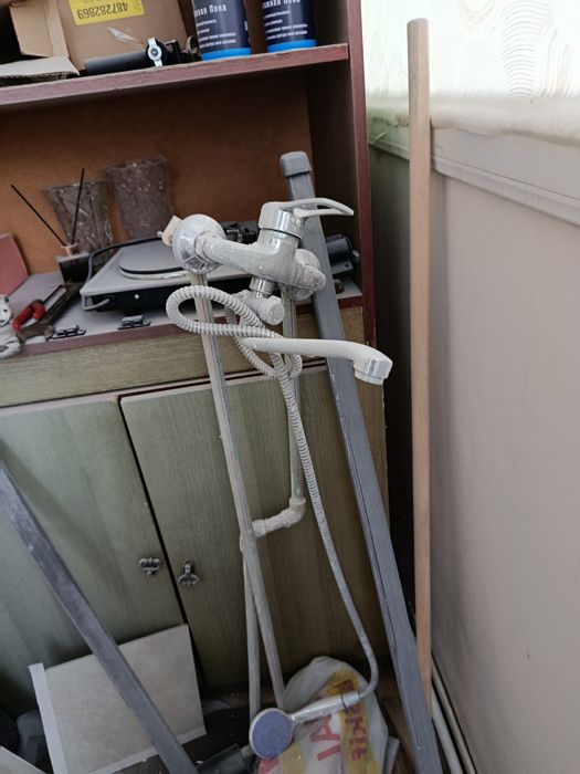 Ванна, Унитаз, Смеситель