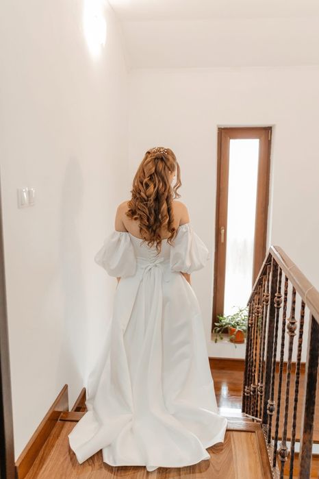 Vând rochie de mireasă