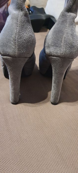 Botine piele intoarsa dama
