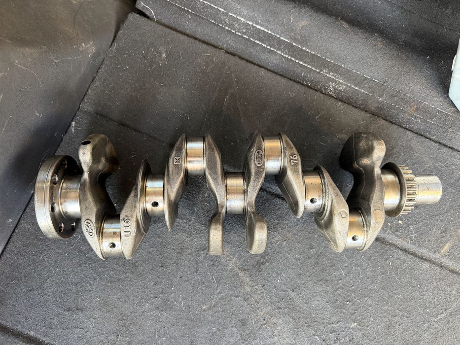 Колянов вал Kia Hyundai 1.6crdi D4FE