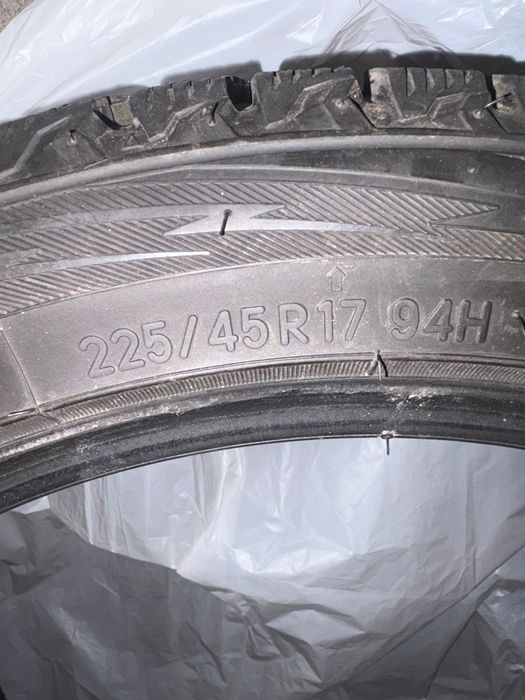 Продам зимнюю резину