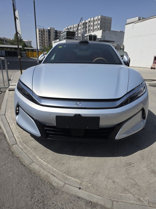 BYD HAN L 2.7s 2025