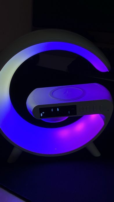 Vând lampa birou 4 in 1 .