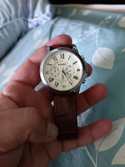 Fossil soat holati yahshi