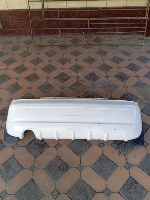 Продаеться бампер  на матиз