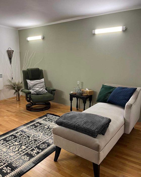 Дава се под наем Офис в София, Център - 128 кв.м за 10.2 € - Снимка #2