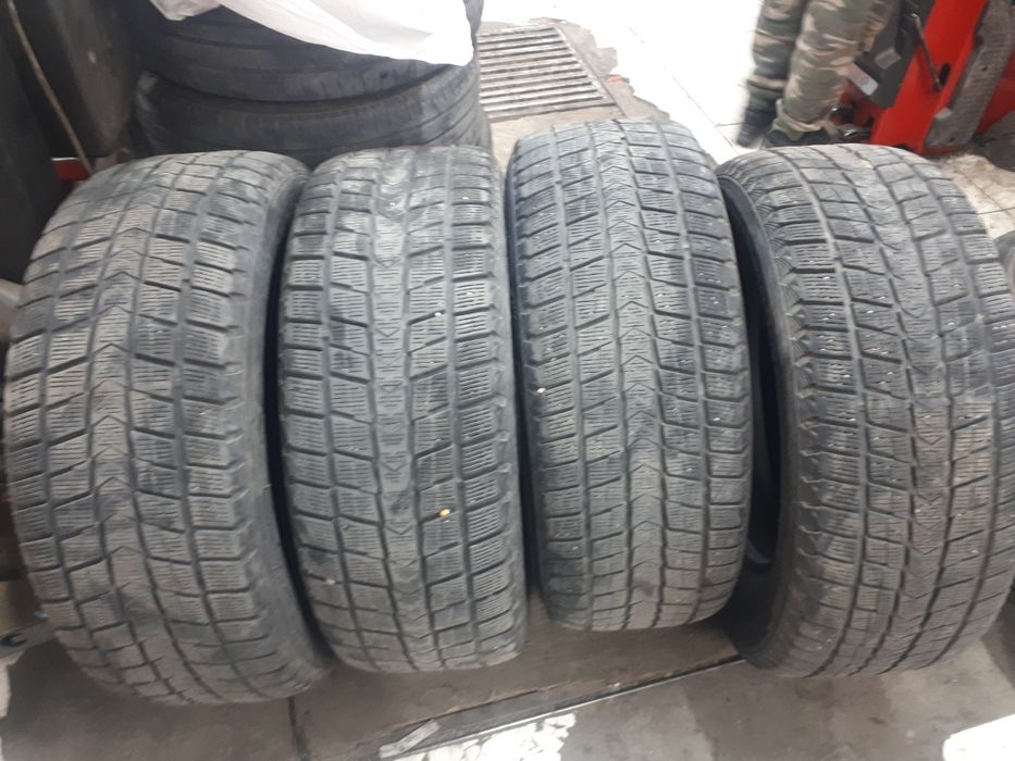 Продам Шины зимние