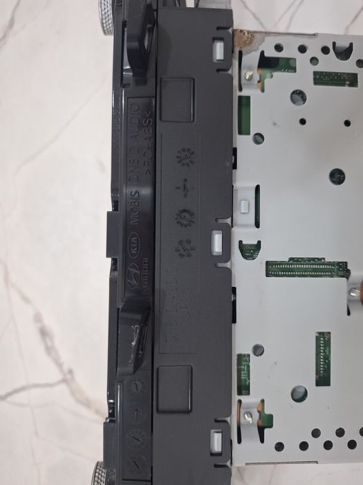 Продам аудиосистему Hyundai Sonata