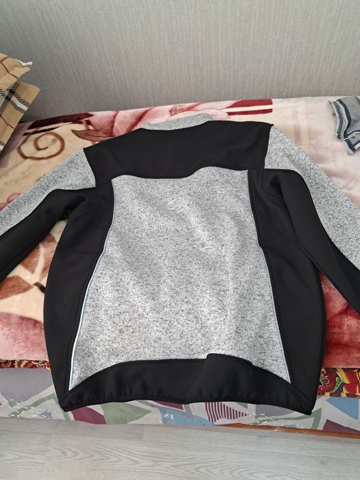 Продам толстовки