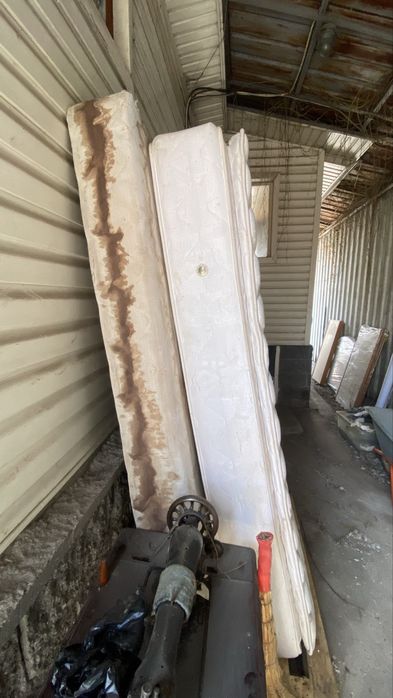 Матрац-кровать в нормально состоянии