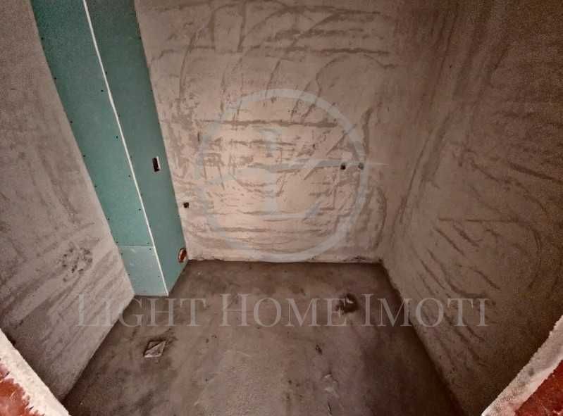 Продава се Двустаен апартамент в Пловдив, Христо Смирненски - 72 кв.м за 1250 €/кв.м - Снимка #5