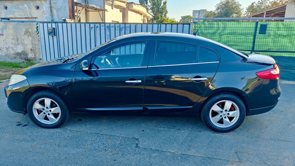 RENAULT Fluence 2011 — imagine 4