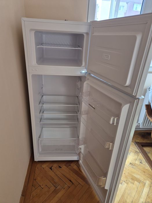 Frigider HRINNER aproape nou