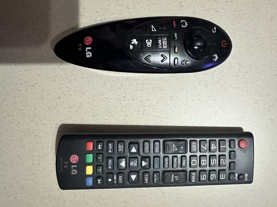 VAND TV LG 4K 3D-126 cm