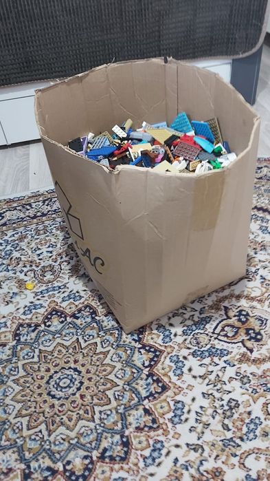 Продам лего коробку за 40 тыс