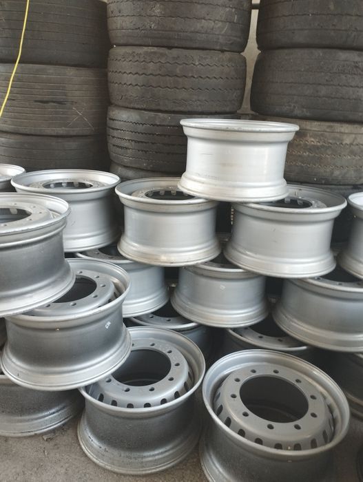 Грузовые диски и шины