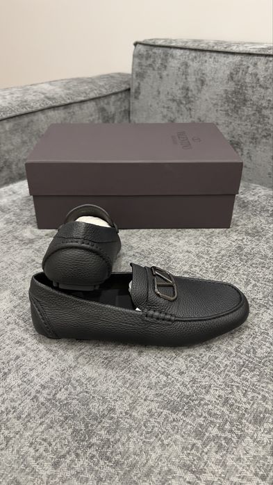 Кожаные мокасины Валентино