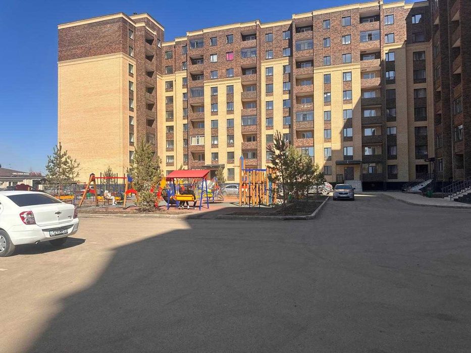 Продается евро 2 комн квартира Быковского,2