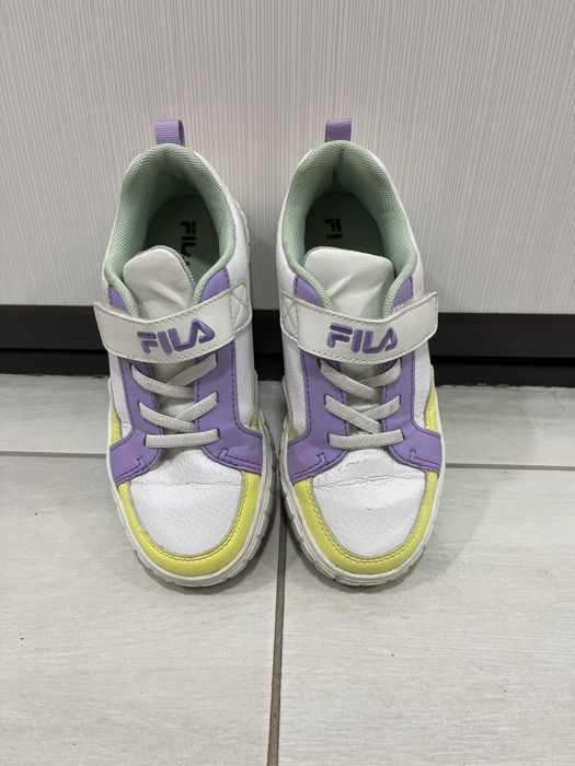 Adidasi Fila nr 33
