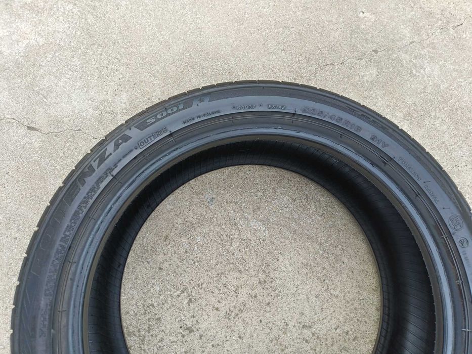 Set anvelope vara 225 45 18 cu 255 40 18 bridgestone potenza run flat