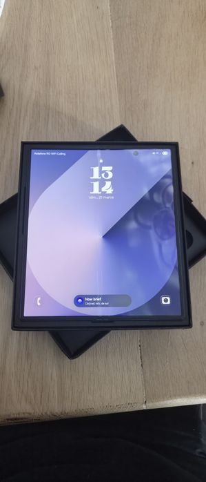 Samsung Z Fold 6