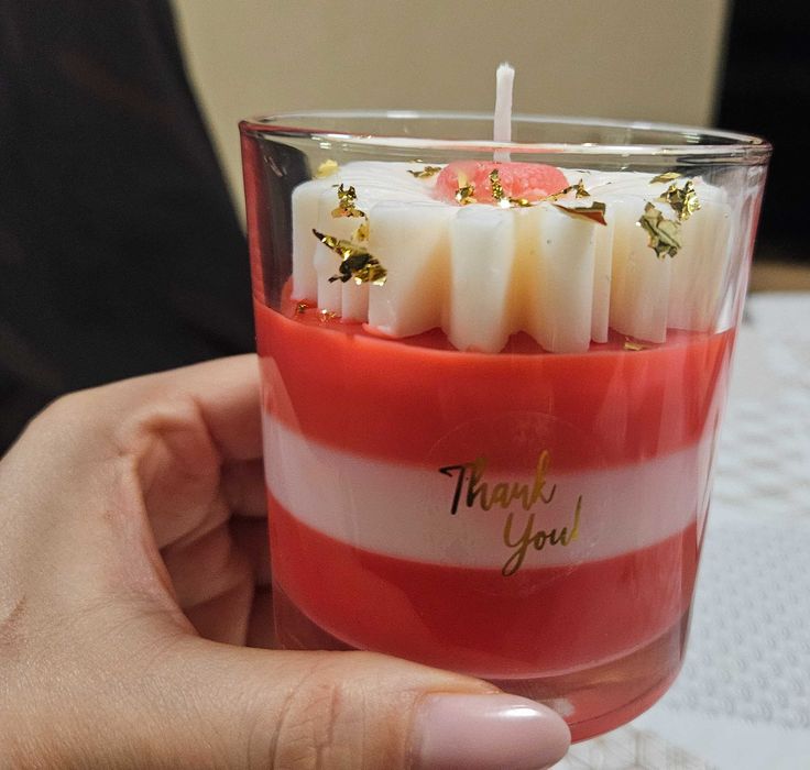 Ароматни свещи различни видове