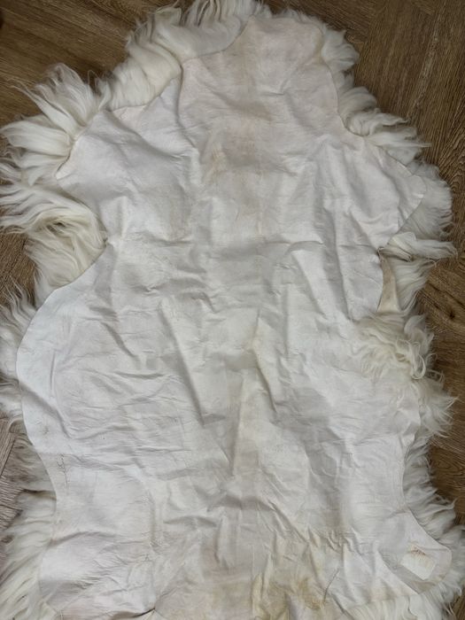 Коврик из козьей шкуры