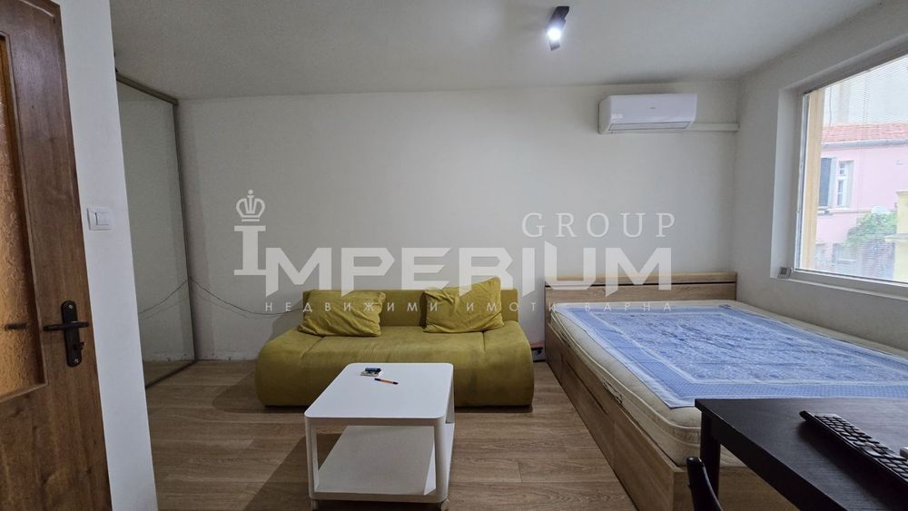 ТОП Студио под наем, Катедралата, гр. Варна * СРЕДЕН ЕТАЖ * КЛИМАТИ *