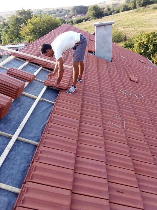 Ремонт на покриви в София