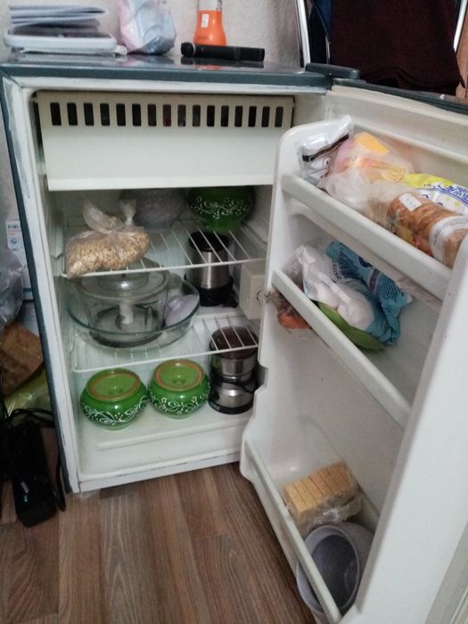 Продам холодильник