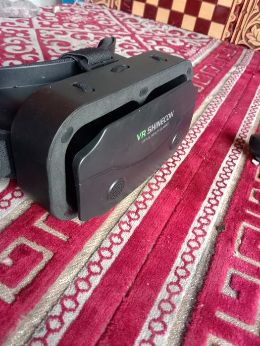 VR очки с пультом управления