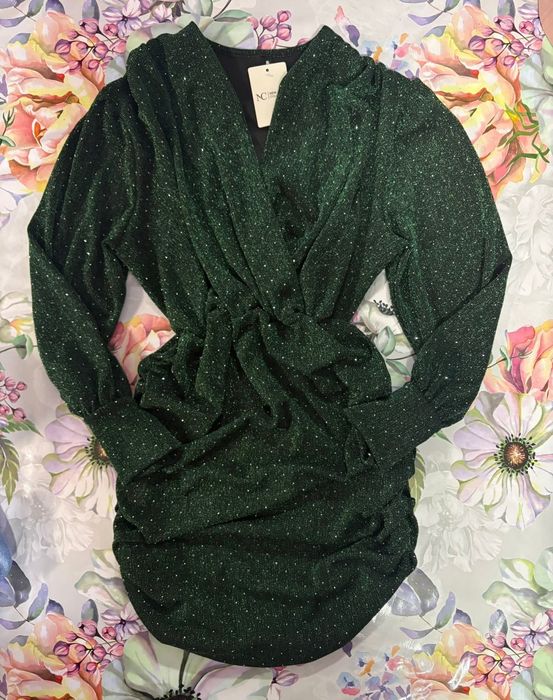 Rochie verde plus blugi