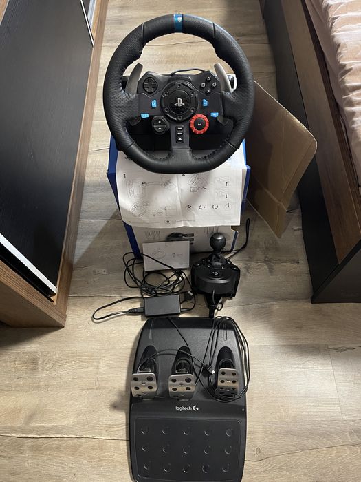 Logitech G29 Гейм Волан С Педали и скоростен лост Лоджитек Г29 гр ...