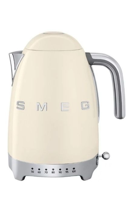 Электрочайник SMEG. Цвет молочный