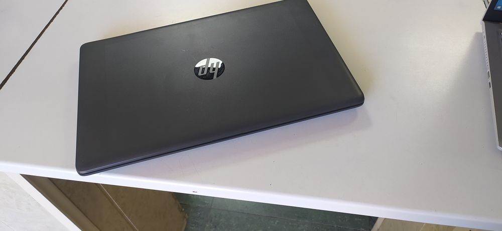 Продается ноутбук hp 250 G7