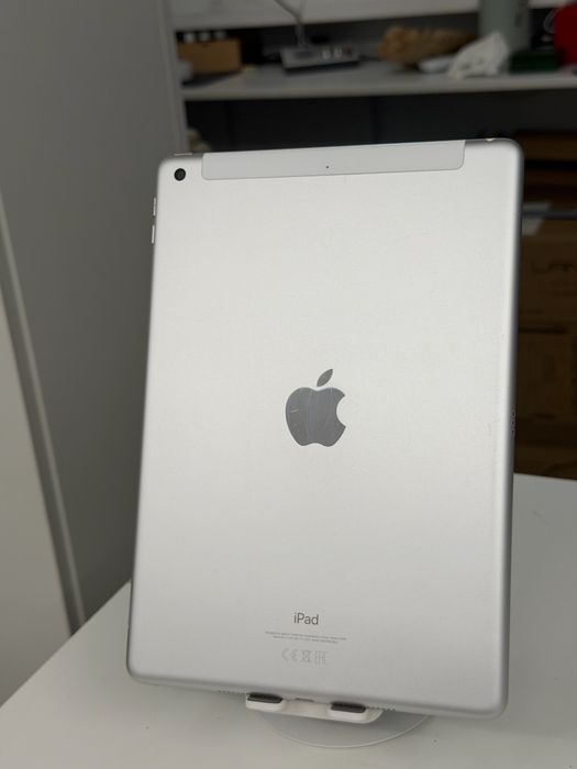 Ipad 9 10.2”, 64gb, Wi-fi + Cellular cod unic 5344