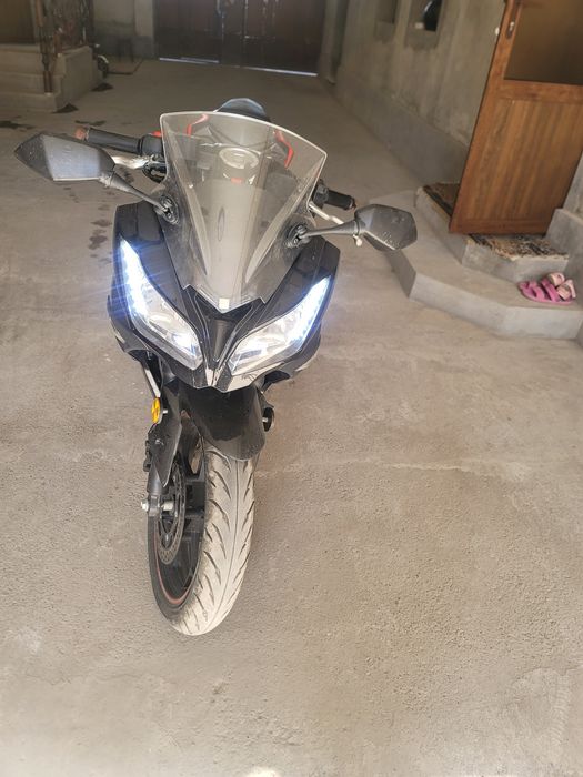 Moto kawasaki 400 cublik