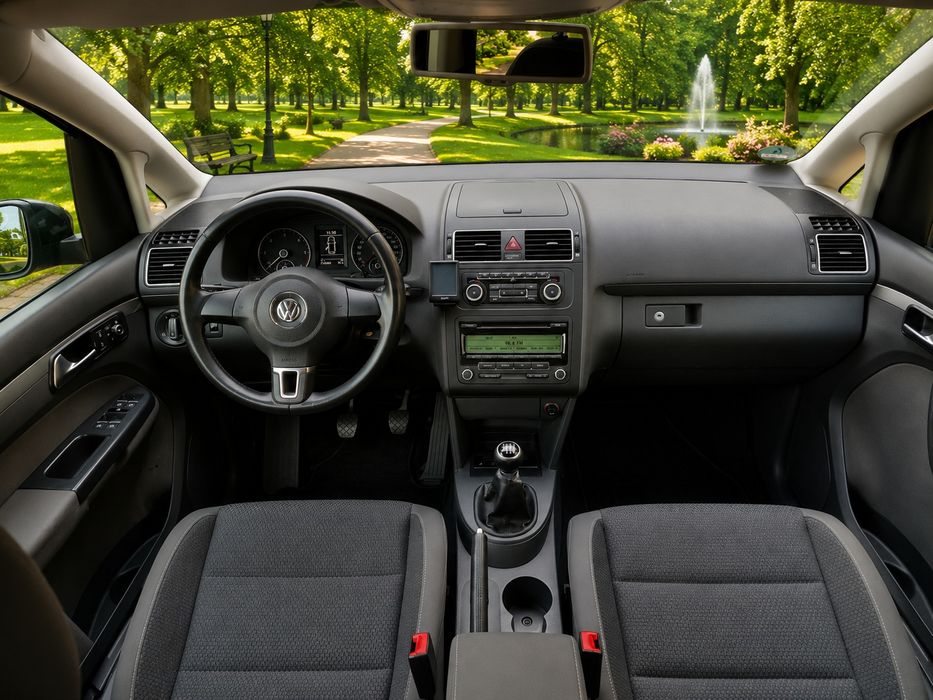 Vw Touran 7 Locuri 2.0Tdi  BlueMotion  Impecabila