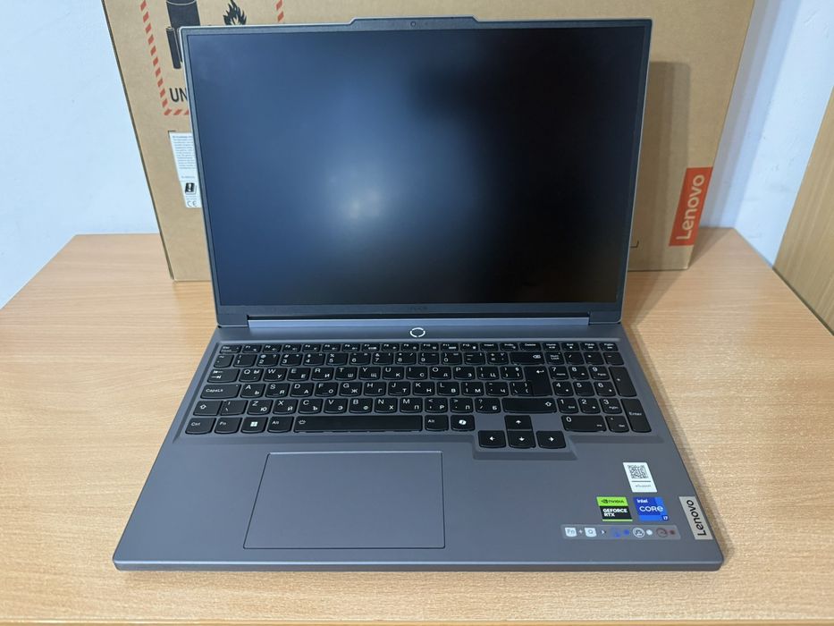 Гейминг лаптоп LENOVO Legion 5 16IRX9 83DG0028BM 16.0 "